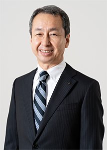 代表取締役社長　春日　利文